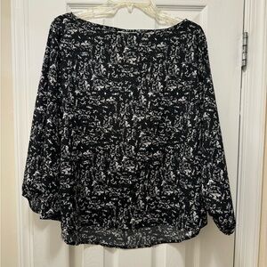 Black and gray bat wing business casual blouse